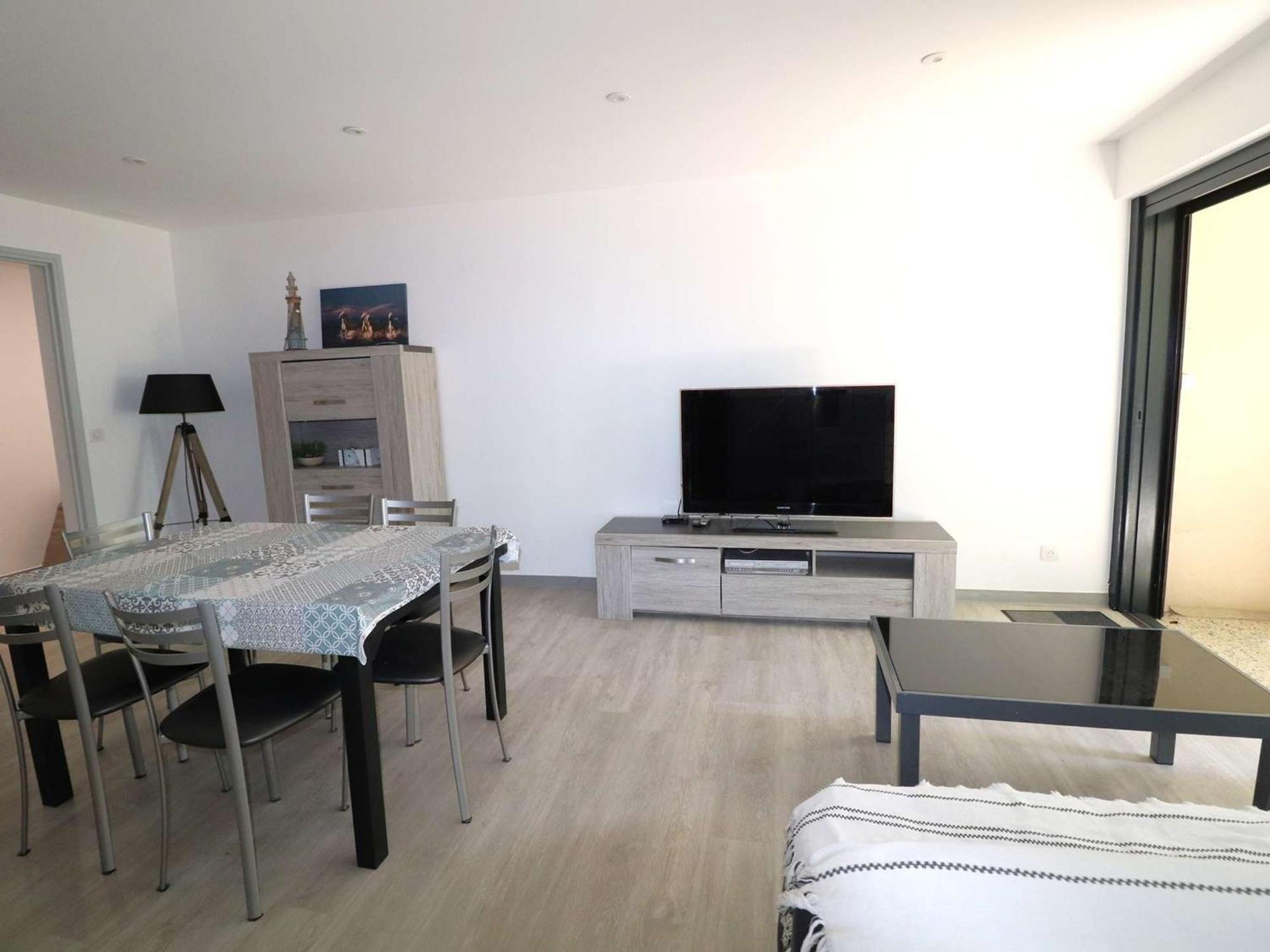 3 Pieces Climatise Avec Terrasse, Parking Prive, A 100M De La Plage, 7 Couchages - Fr-1-307-148 Le Grau-du-Roi Eksteriør bilde