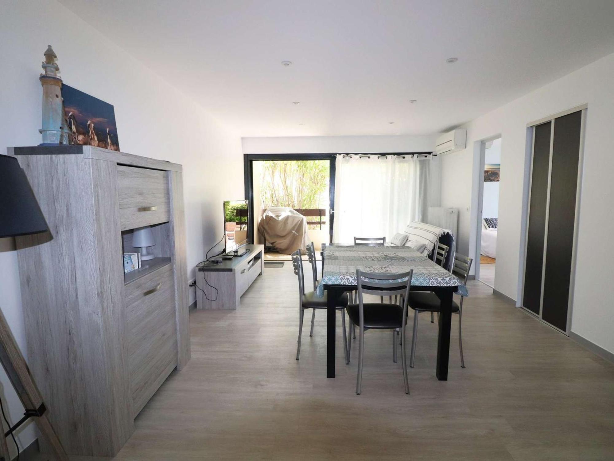 3 Pieces Climatise Avec Terrasse, Parking Prive, A 100M De La Plage, 7 Couchages - Fr-1-307-148 Le Grau-du-Roi Eksteriør bilde